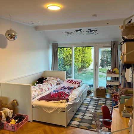 Villa Large Townhouse Odense